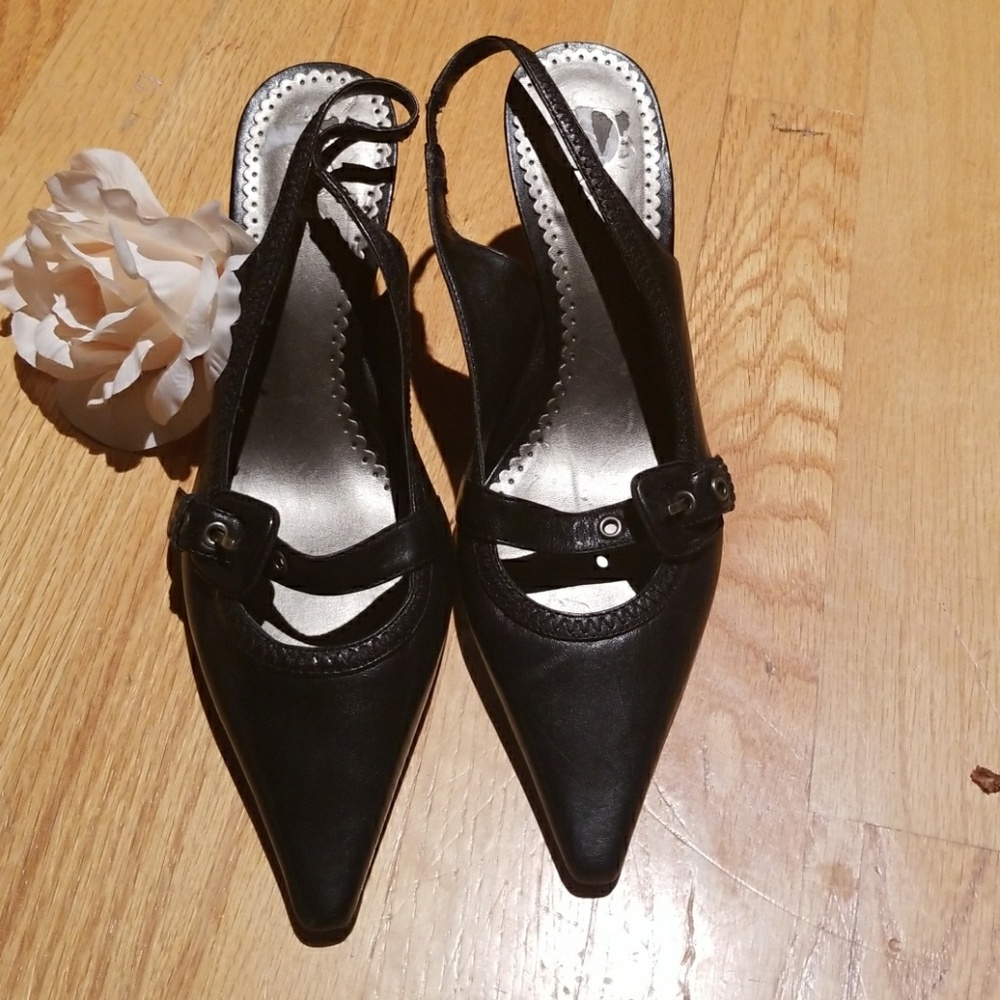 Bcbg kitten heel strapped pumps